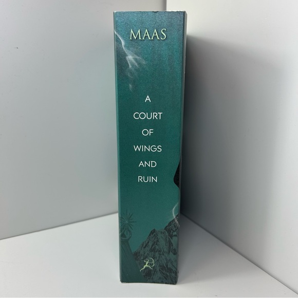 A Court of Wings and Ruin 1st Print Paperback by Sarah J. Maas ACOTAR - Picture 3 of 14